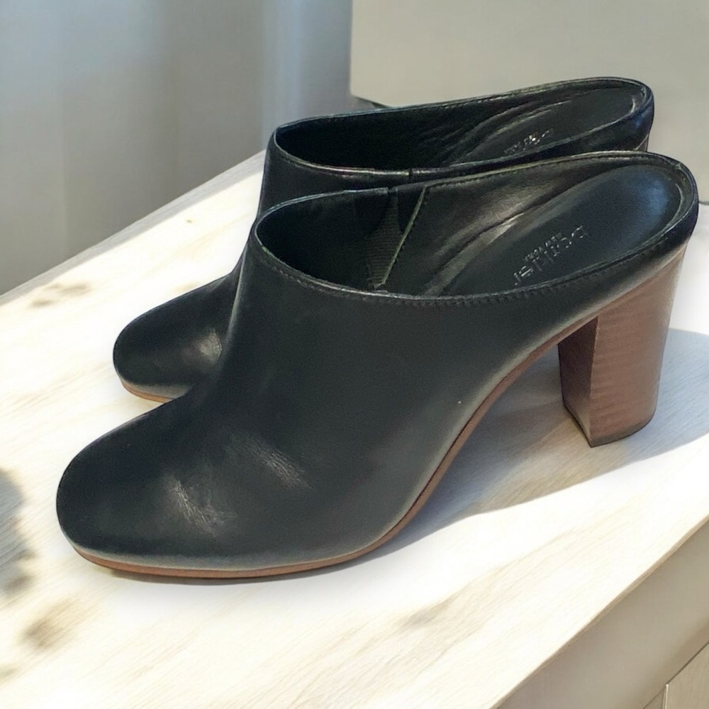 Botkier Black Sherry Leather Mule Pump‎